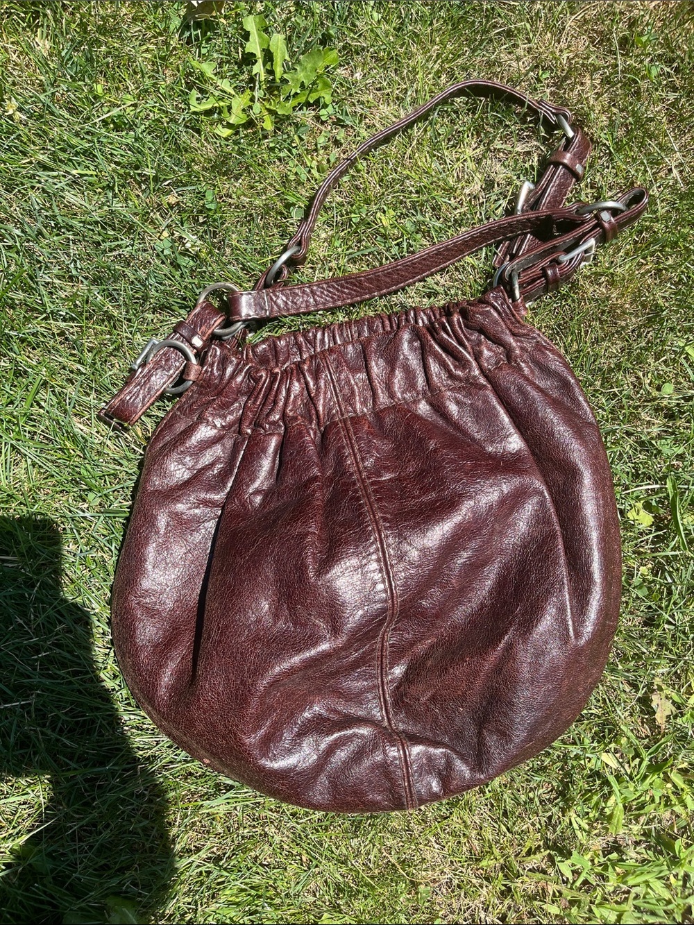 Fossil Y2K Brown Leather Drawstring Shoulder Bag
